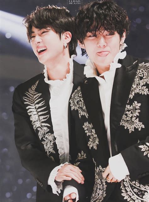 V & JIN .